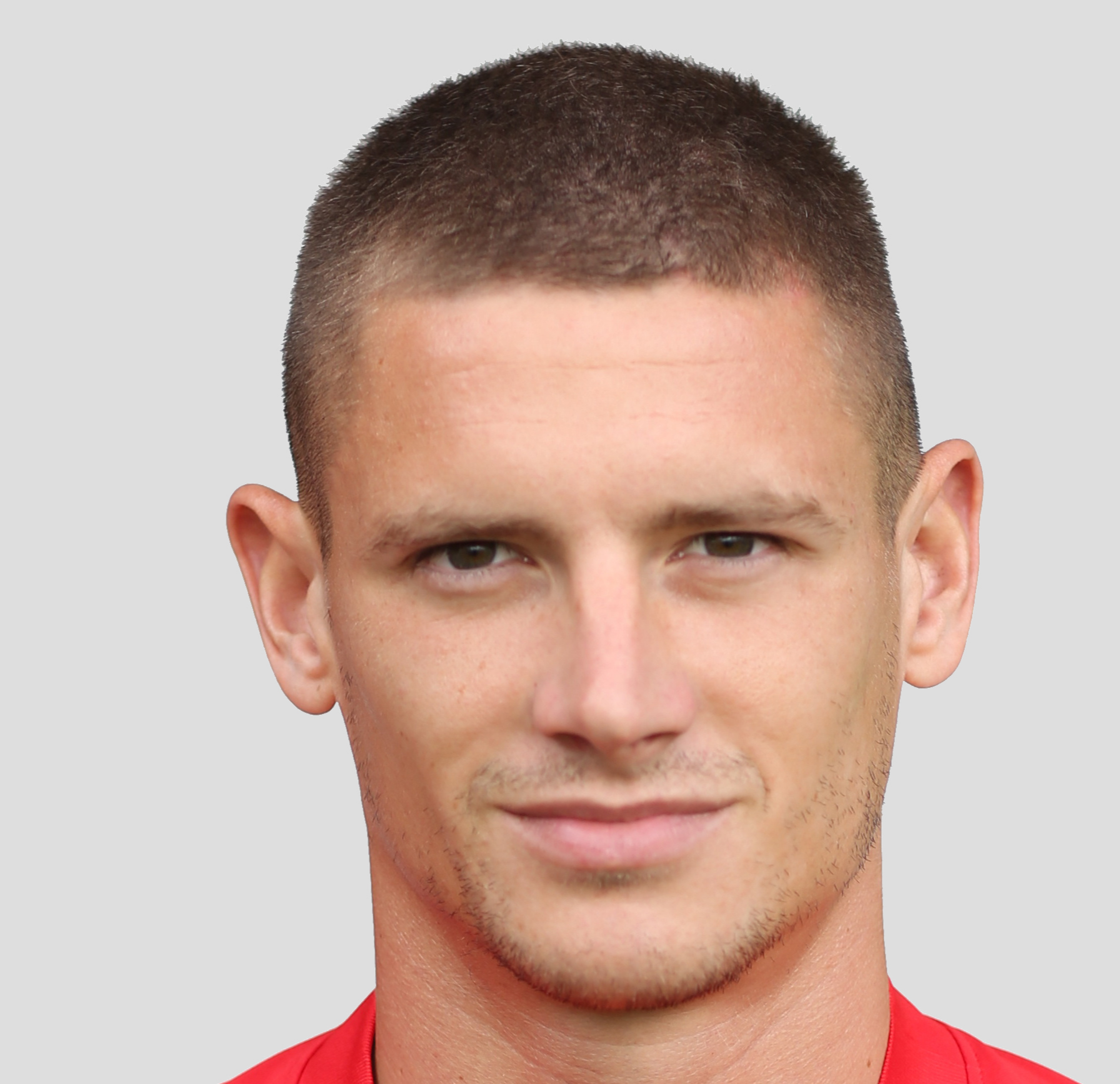 https://img.kyshch.com/img/football/player/b4e4329b846a355a66f3e83626b2a86a.jpg